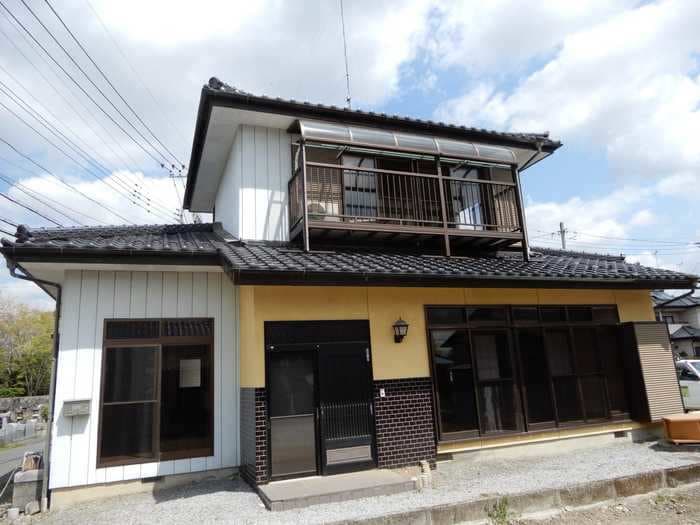 There are more than 8 million empty homes in rural Japan, and local governments are selling them for as little as $500 in a bid to lure residents