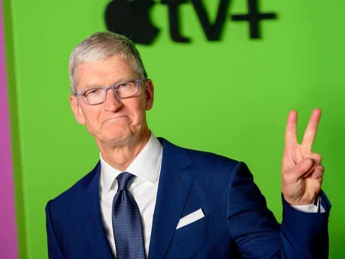 Tim Cook asks Apple employees to come back to the office 3 days a week from September