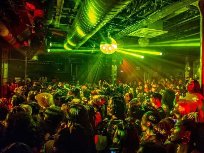 UK nightclubs are set to open for the first time in over a year, some without any COVID-19 safety measures. Venues can't wait - but some fear a virus surge among young people.