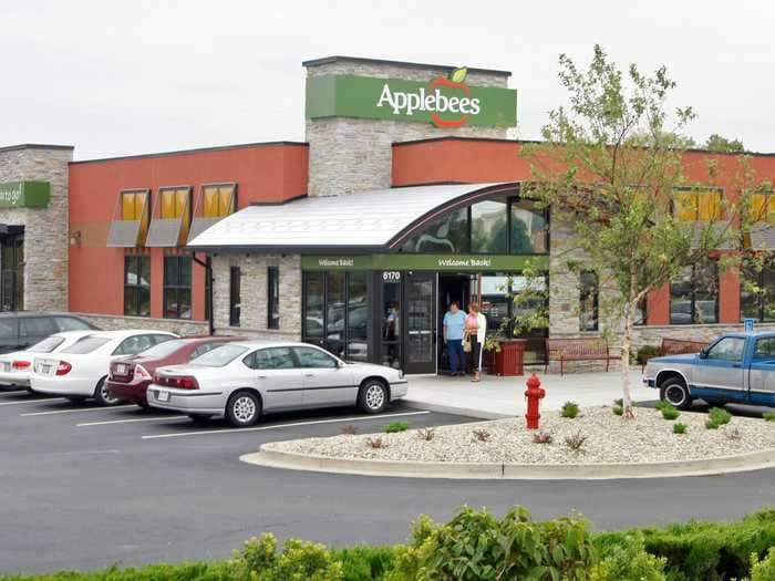 Applebee's offered free appetizers in hopes of luring in 10,000 job candidates and more than 40,000 applied