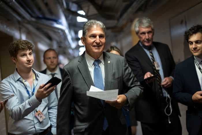 10 Things in Politics: Manchin is the VIP for Biden's agenda
