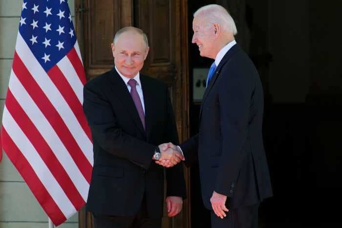 Biden and Putin pose for photos ahead of intense US-Russia summit