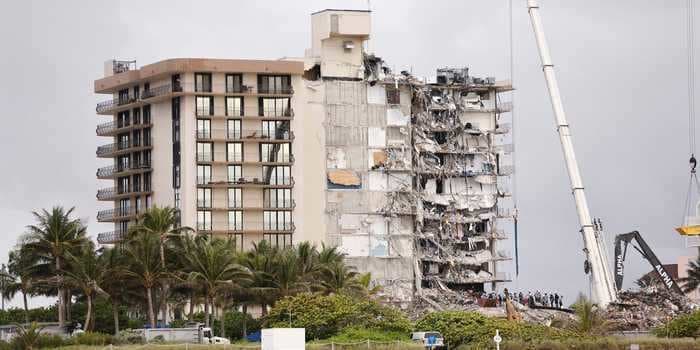 The association running the collapsed Florida condo says it wasn't given any indication of an imminent threat