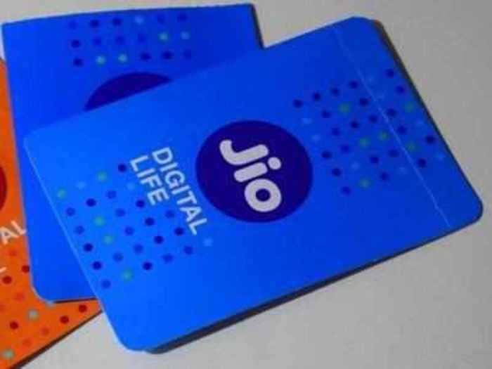 Jio fastest in 4G download speed with 21.9 mbps, Vodafone Idea tops in upload, as per TRAI data for June