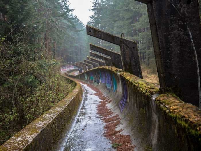 35 eerie pictures that show what happens to Olympic venues after the games end