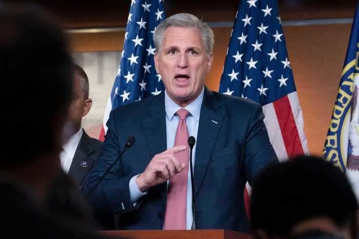 House Freedom Caucus pushes McCarthy to force vote to oust Pelosi as speaker