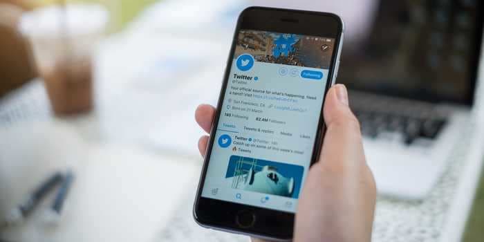 How to post videos on Twitter, or embed videos in tweets