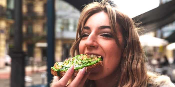 9 reasons to feel great when you're eating avocados