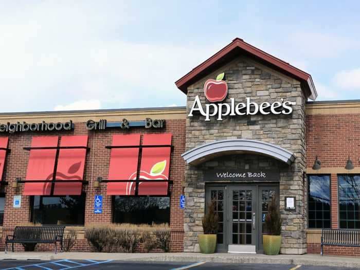 Applebee's is on the rise for the first time in years. A hit country song is helping drive new customers alongside a TikTok trend.
