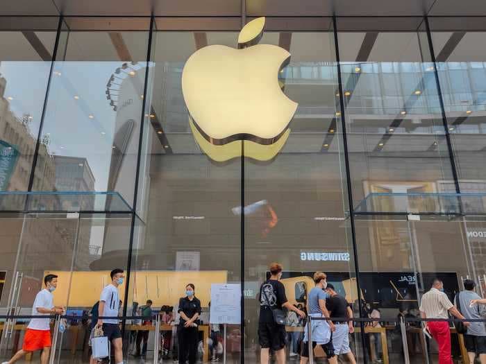 A new report is accusing Apple's engraving service of censoring political phrases in its China, Hong Kong, and Taiwan stores