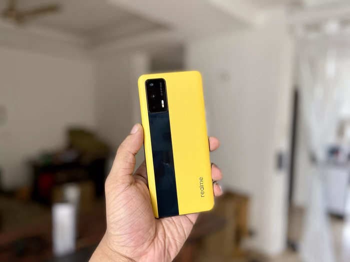 Realme GT Review — Pocketable powerhouse but not perfect