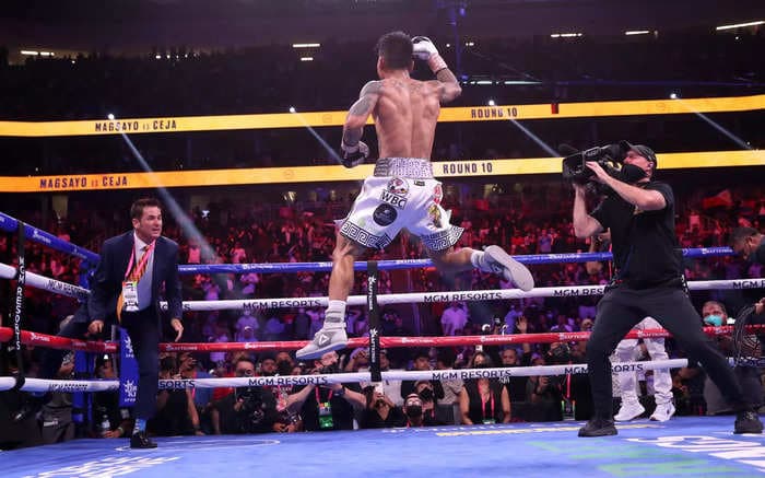 Pacquiao protege Mark Magsayo scored a KO of the year contender and celebrated with a backflip