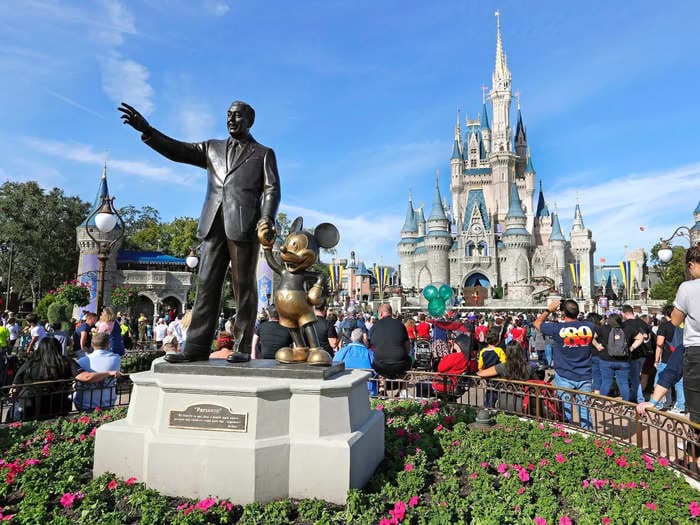 Some Disney-focused travel agents welcome new pay-to-play Genie+ system as customers fume