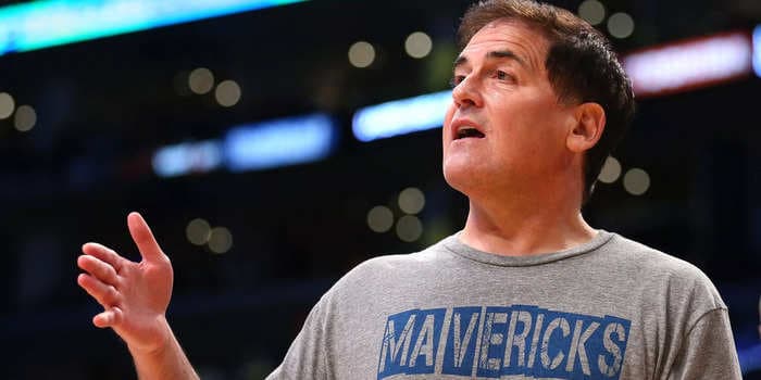 The Dallas Mavericks are giving away free gift-cards to customers who buy merch using cryptocurrency