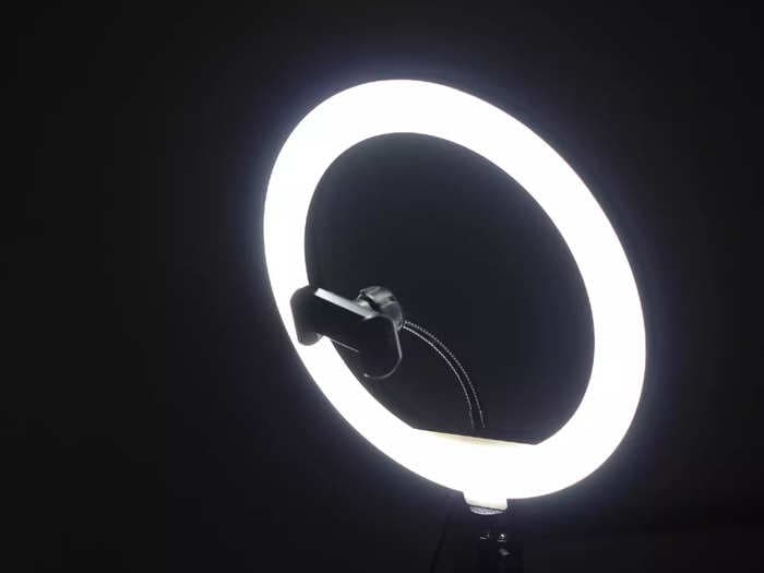 Professional LED ring lights for photography