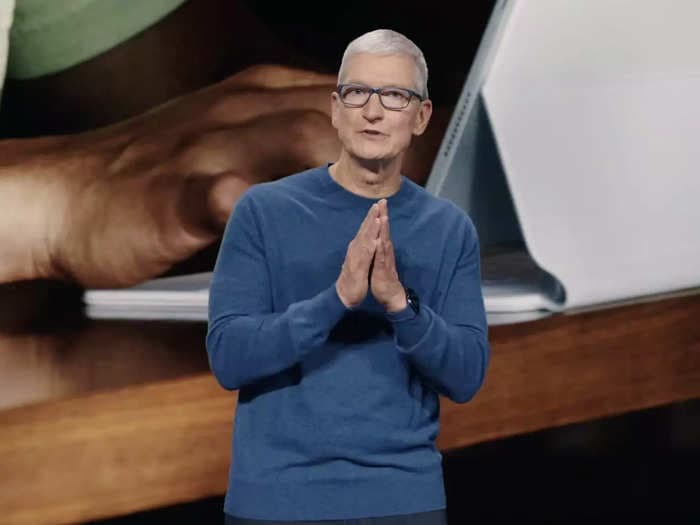 Tim Cook tries to quell unrest at Apple during a company-wide meeting, but only answers two questions from activist employees