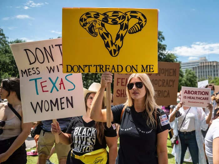 A doctor in Texas says he broke the law and performed an abortion: 'I can't just sit back and watch us return to 1972'