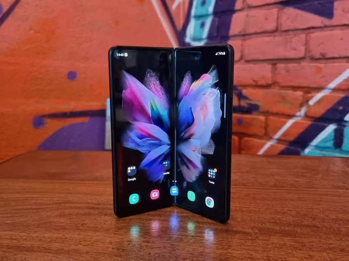 Samsung Galaxy Z Fold 3 review: Creasing through the folds