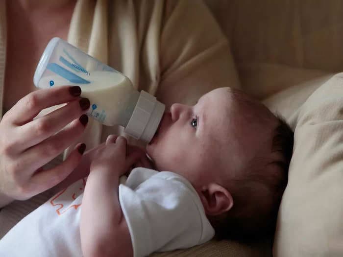 Best glass feeding bottle for Baby in India