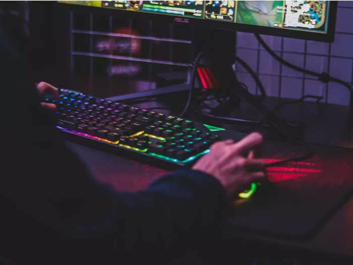 Best RGB keyboards under ₹2,000 in India