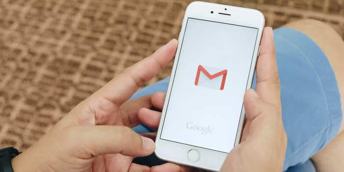 How to unsend an email in Gmail on a computer or mobile device, and change how long you're able to unsend messages