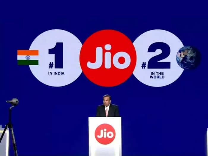 Reliance Jio lost subscribers for the first time in 10 quarters but there's good news for Mukesh Ambani in this too