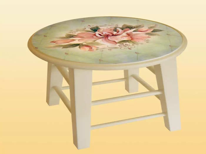 Best wooden stool for living room in India