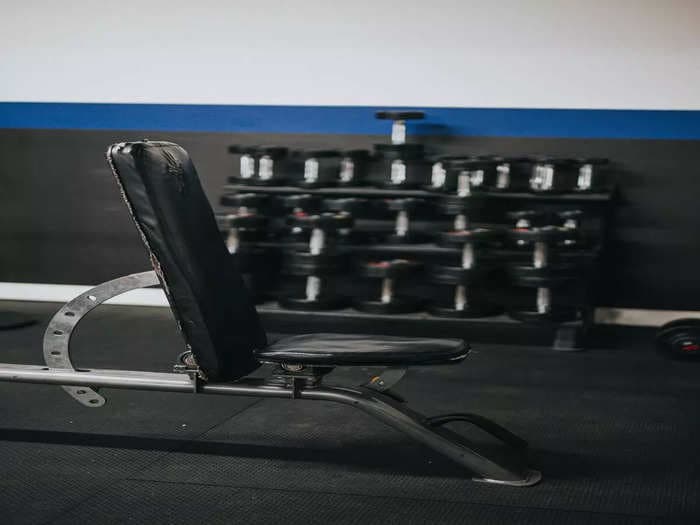 Strengthen your muscles with these gym benches