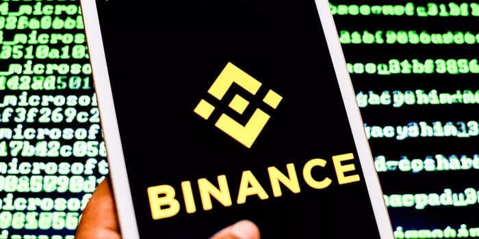 Crypto exchange Binance halts withdrawals for two hours due to a database glitch