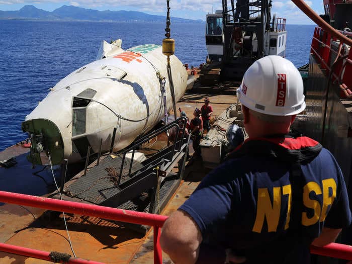 Check out these pictures showing how an airliner that crashed and sank to the ocean floor was recovered