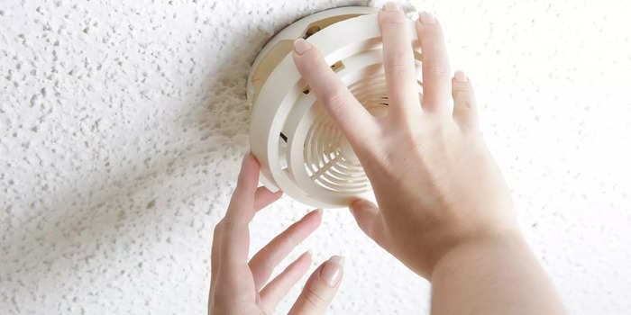 8 reasons your smoke detector is beeping and how to fix it