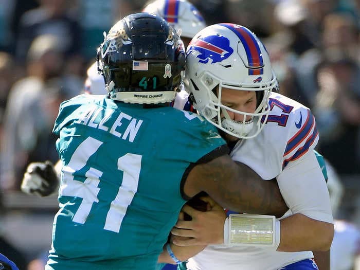 Josh Allen got beat by Josh Allen, and more of the best and worst from NFL Week 9