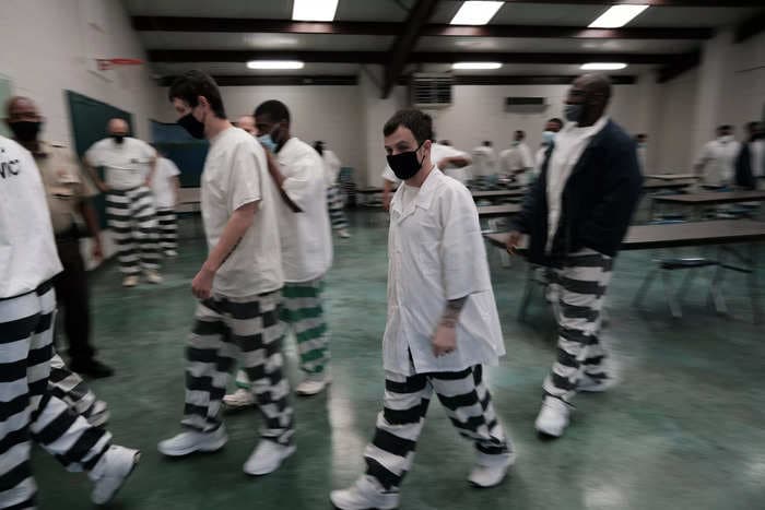 A basic-income pilot in Florida will give formerly incarcerated people $600 per month for a year, no strings attached