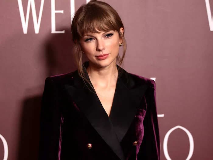 Taylor Swift wore a velvet suit and statement boots to the 'All Too Well' short film premiere