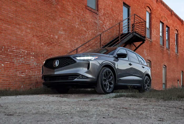 Review: The $59,000 Acura MDX A-Spec is a practical 3-row SUV that'll make you feel undeniably cool