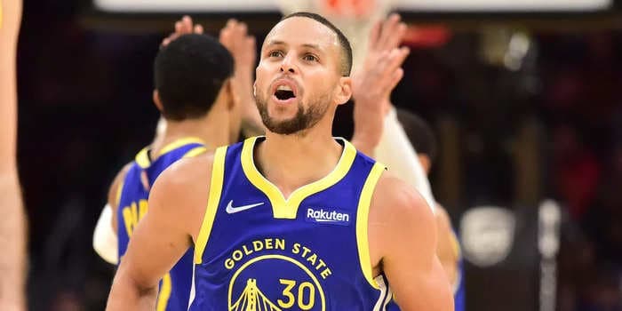 Steph Curry showed his brilliance by finding a counter to the defense designed to stop him in a comeback win