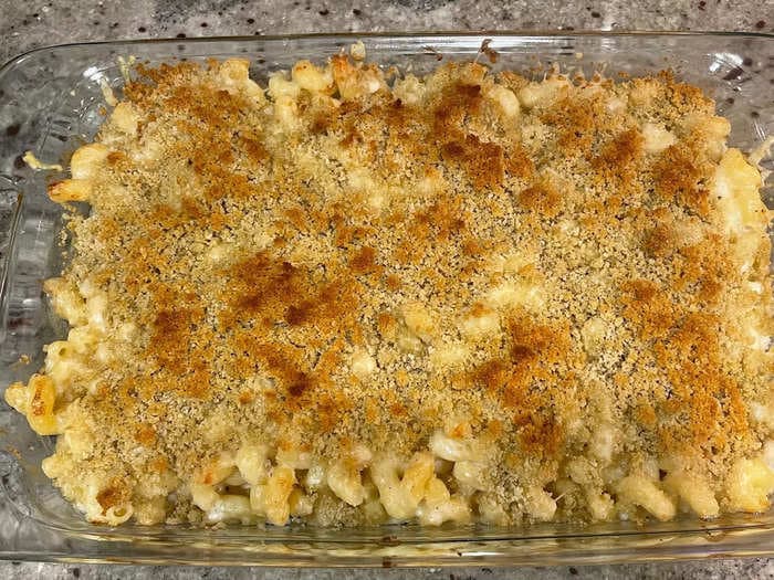 I made Ina Garten's easy overnight mac and cheese, and it was one of the best dishes I've ever made for Thanksgiving