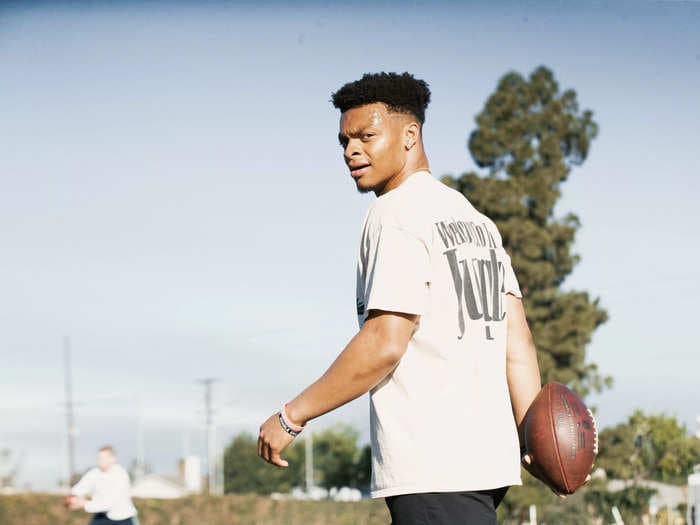 NFL quarterback Justin Fields says he only needs 3 types of gym equipment in his new home workout room
