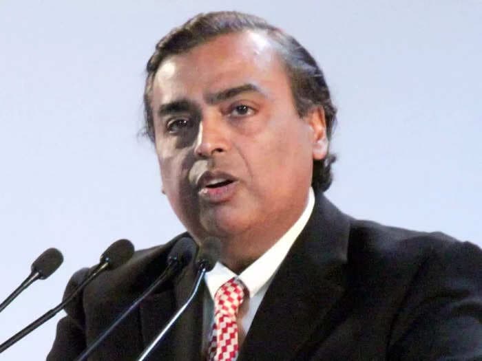 Mukesh Ambani calls for 5G roll out in India, asks it to be national priority