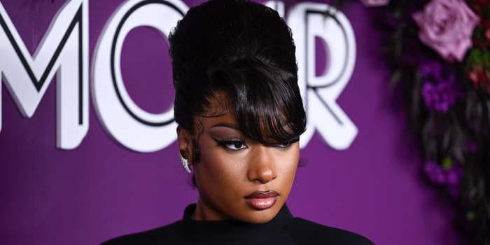 Tory Lanez shouted 'Dance, bitch!' at Megan Thee Stallion before shooting her feet, an LAPD detective testified