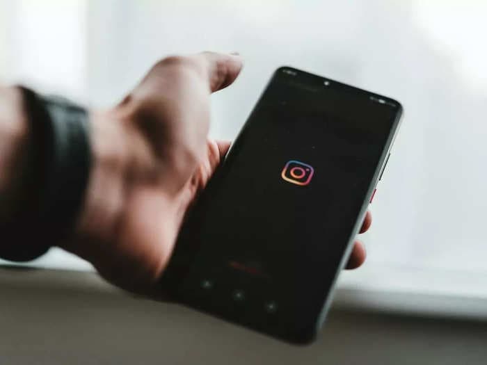 How to get Instagram's chronological order feed