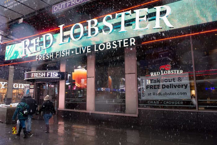Red Lobster staff say they work when they're ill because of a lack of paid sick leave and pressure from managers, according to report
