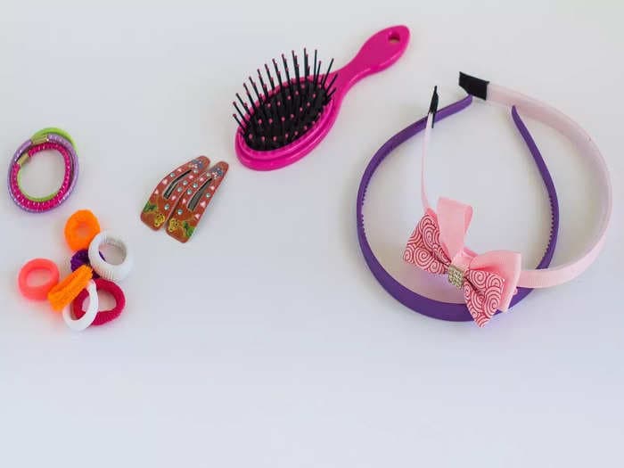 Best hair accessories for baby girls in India