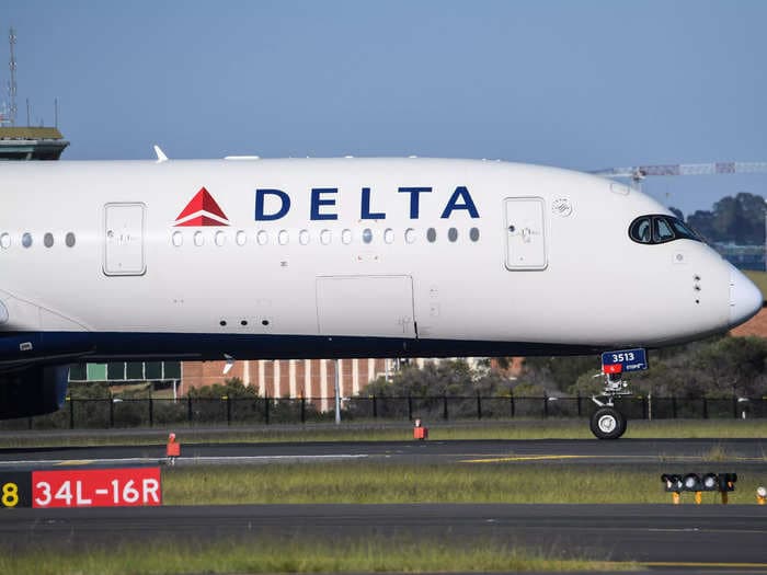 Mom slams Delta for not offering nonbinary gender options for booking flights