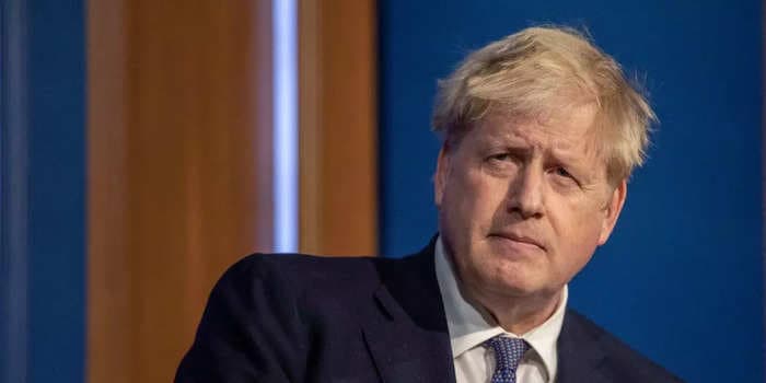 Minister insists Boris Johnson 'didn't organise to be given cake' amid fresh outrage over lockdown birthday party in Downing Street
