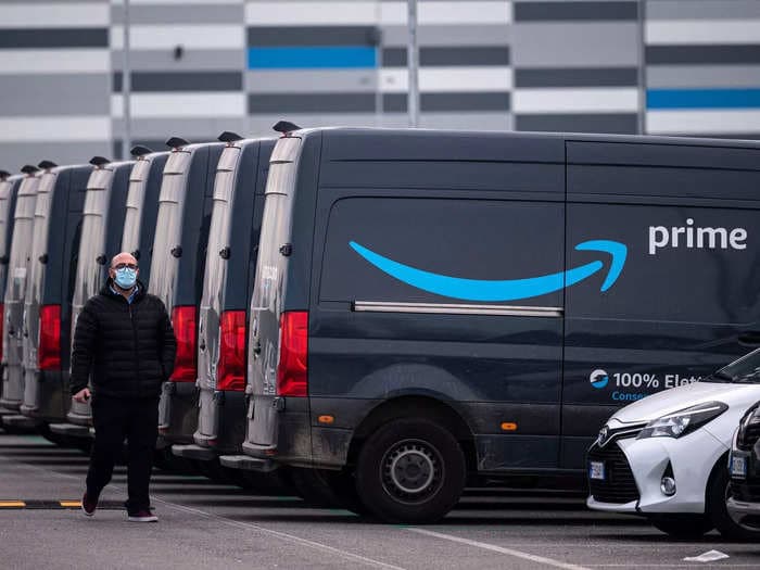 A former Amazon delivery contractor is suing the tech giant, saying its performance metrics made it impossible for her to turn a profit