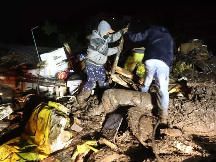 Ecuadorian authorities search for survivors of landslide that wounded 32 people and killed at least 11