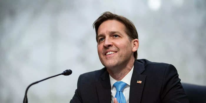 GOP Sen. Ben Sasse re-introduces bill to ban lawmakers from trading stocks and becoming paid lobbyists after retiring