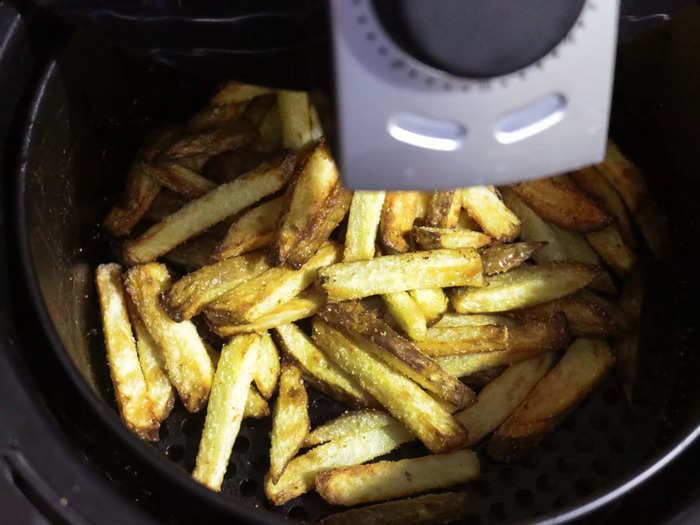 I'm a trained chef. Here are the 10 things you need to make in your air fryer.