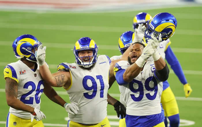 The Los Angeles Rams win the Super Bowl in dramatic fashion